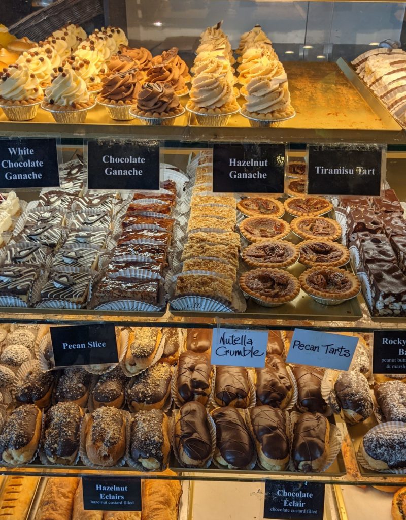 Fratelli Bakery - assorted baked goods